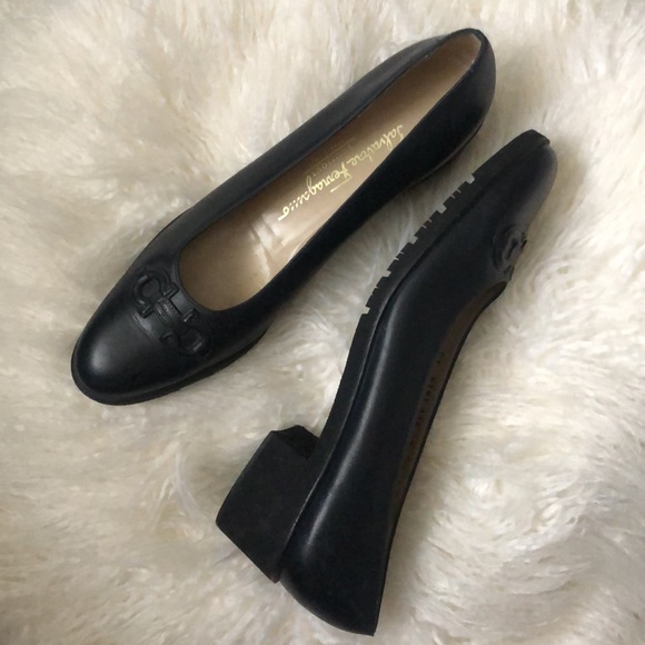 Salvatore Ferragamo Shoes - Salvatore Ferragamo Classic Leather Horsebit Pumps
